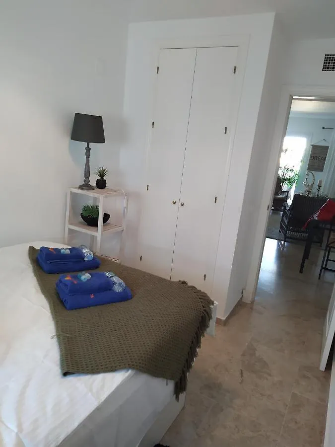 Reina Sofia 45 Apartment Estepona 0*,